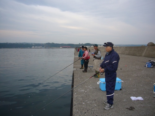 釣り部　鮭釣りやワカサギ釣り、カレイ釣りなどなど